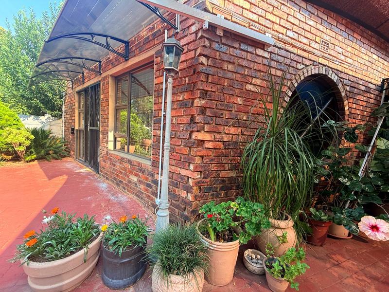 3 Bedroom Property for Sale in Flora Gardens Gauteng