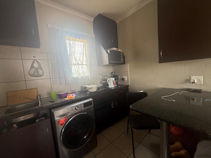 2 Bedroom Property for Sale in Bonanne Gauteng