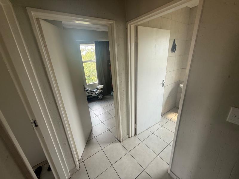 2 Bedroom Property for Sale in Bonanne Gauteng