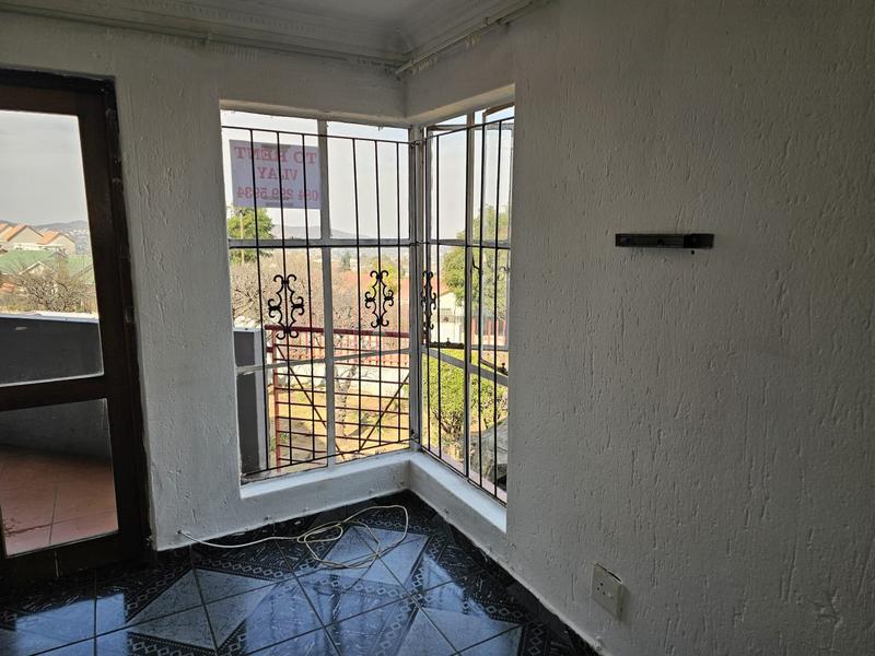 2 Bedroom Property for Sale in Ridgeway Gauteng