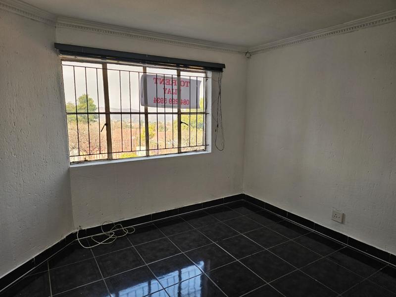 2 Bedroom Property for Sale in Ridgeway Gauteng