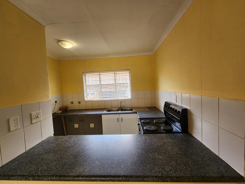 2 Bedroom Property for Sale in Allens Nek Gauteng