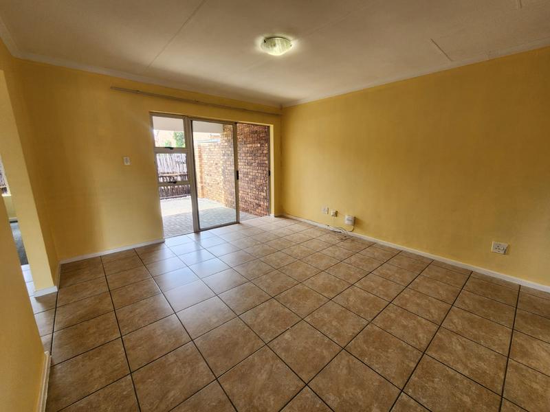 2 Bedroom Property for Sale in Allens Nek Gauteng