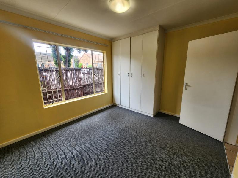 2 Bedroom Property for Sale in Allens Nek Gauteng