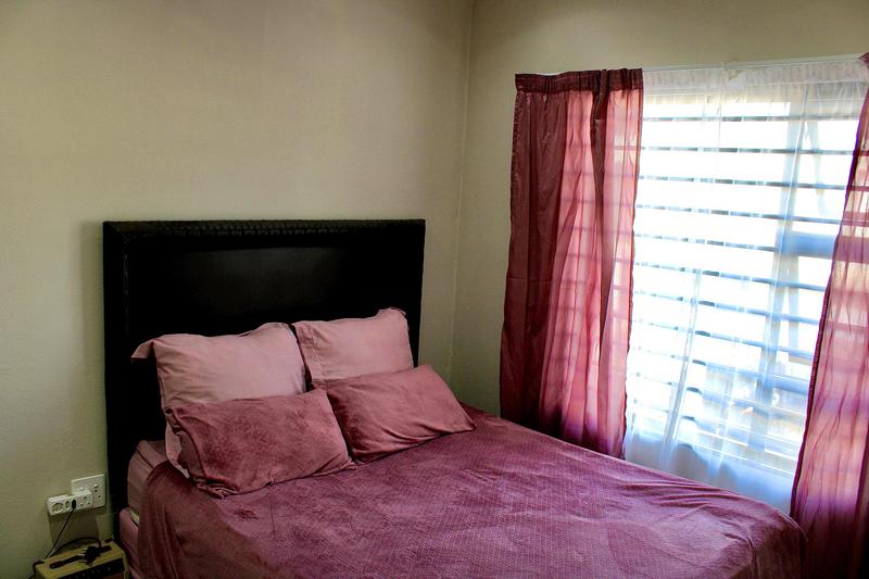 2 Bedroom Property for Sale in Pretoria North Gauteng