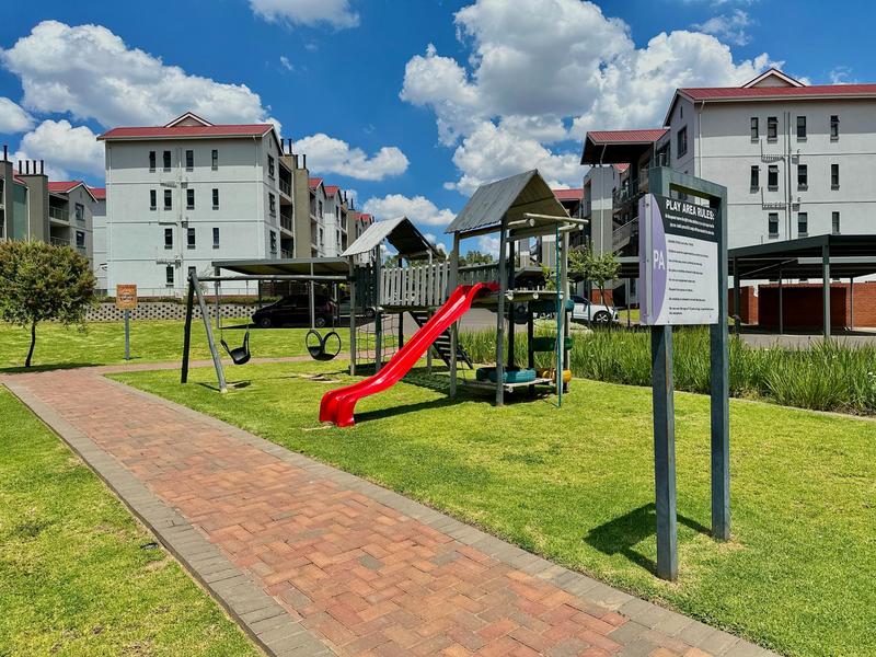 To Let 1 Bedroom Property for Rent in Modderfontein Gauteng