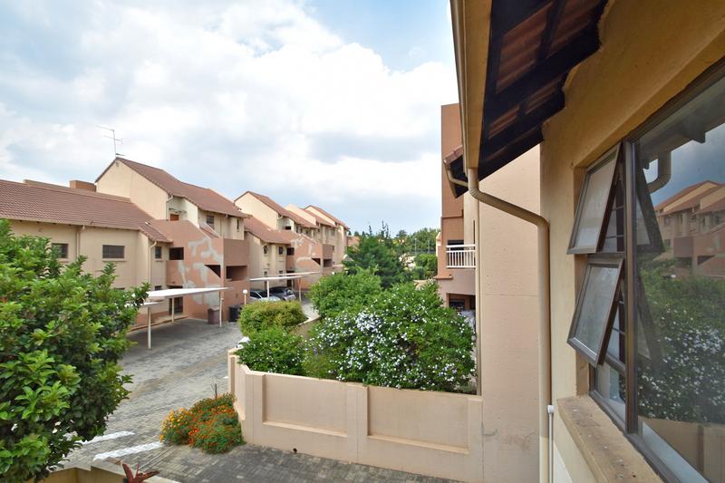 2 Bedroom Property for Sale in Bedfordview Gauteng