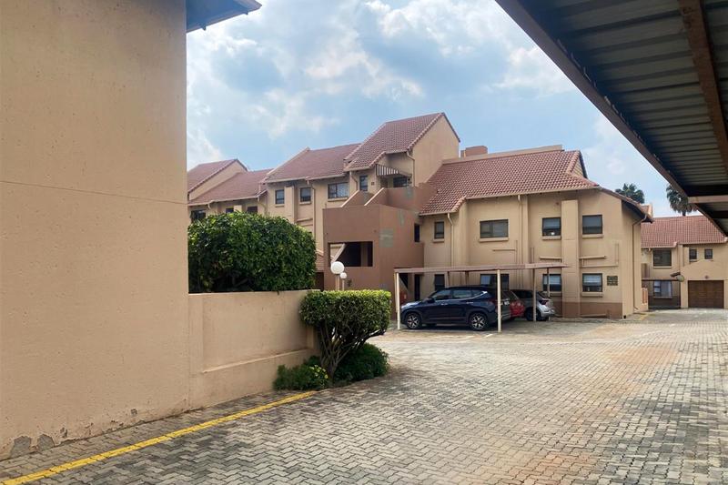 2 Bedroom Property for Sale in Bedfordview Gauteng
