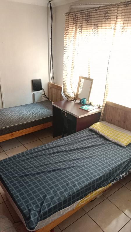 To Let 3 Bedroom Property for Rent in Riverlea Gauteng