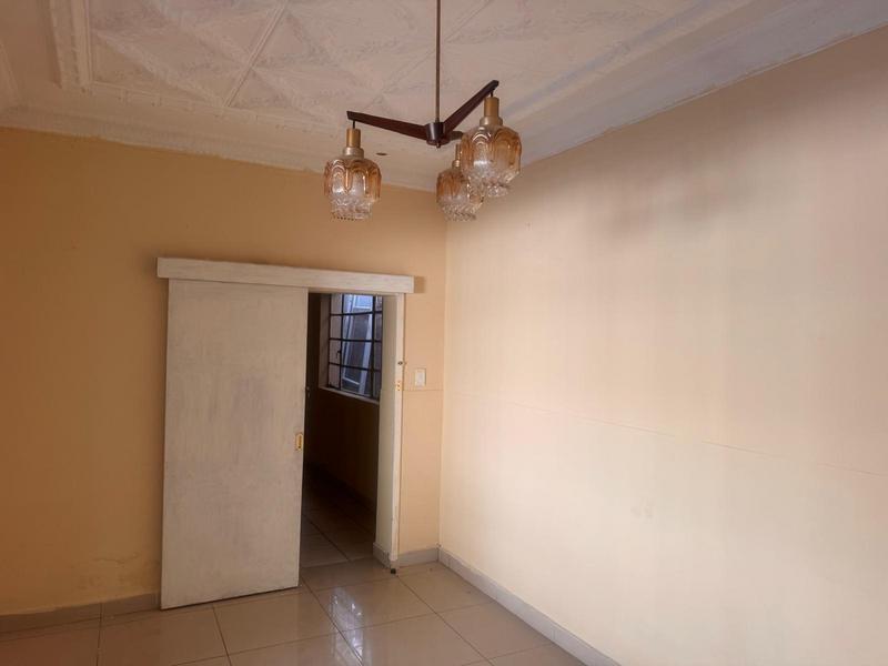 To Let 2 Bedroom Property for Rent in Kensington Gauteng