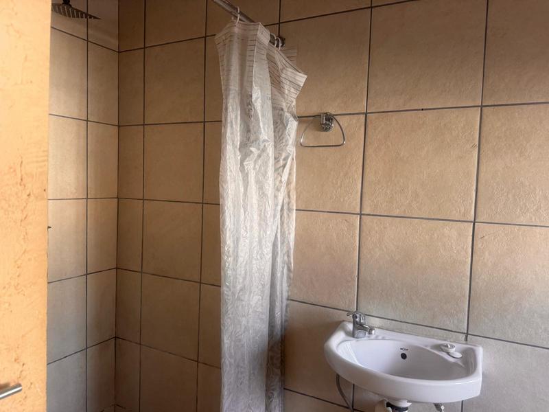 To Let 2 Bedroom Property for Rent in Kensington Gauteng