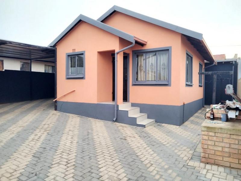 To Let 2 Bedroom Property for Rent in Riverlea Gauteng