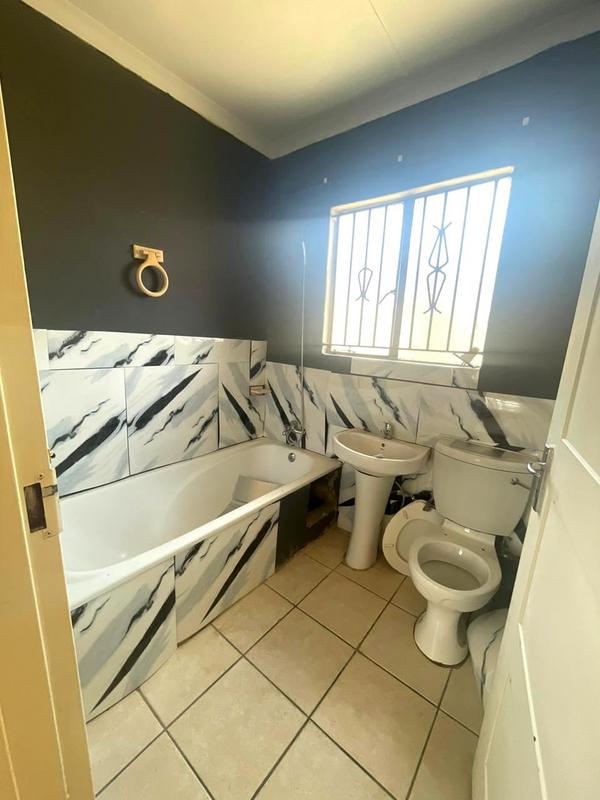 3 Bedroom Property for Sale in Jabulani Gauteng