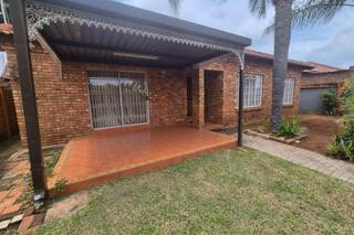 2 Bedroom Property for Sale in Theresa Park Gauteng