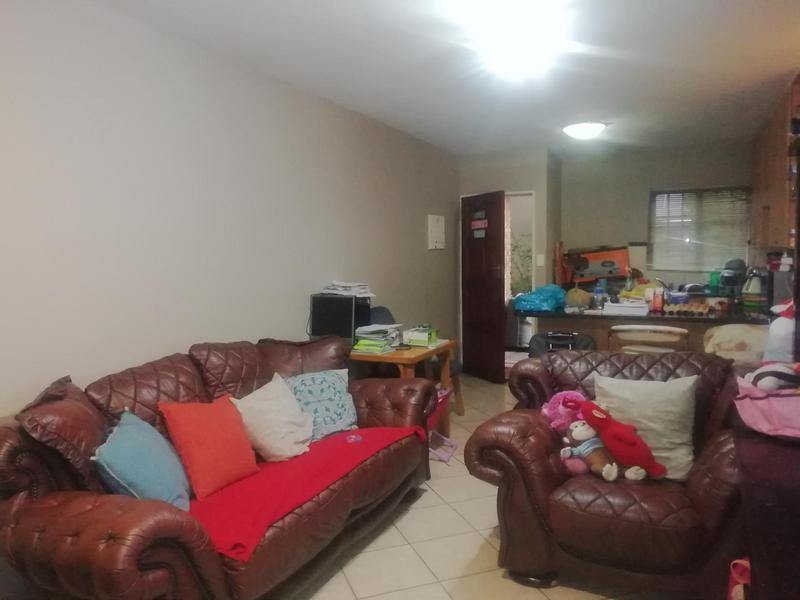 2 Bedroom Property for Sale in Sunnyside Gauteng