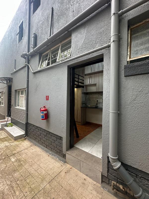 To Let 1 Bedroom Property for Rent in Murrayfield Gauteng