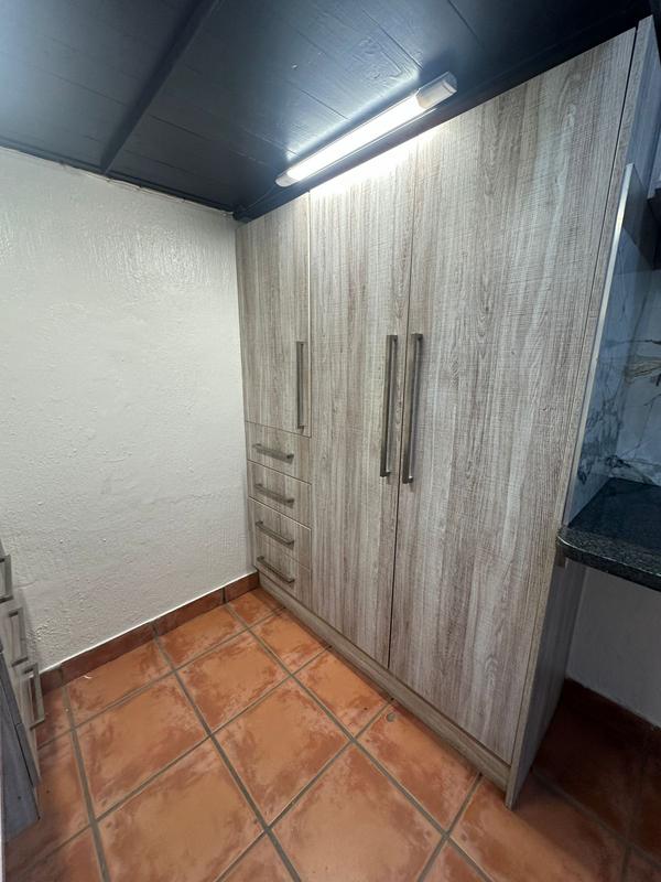 To Let 1 Bedroom Property for Rent in Murrayfield Gauteng