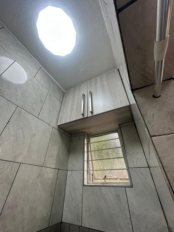 To Let 1 Bedroom Property for Rent in Murrayfield Gauteng