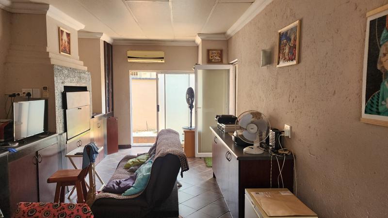 3 Bedroom Property for Sale in Annlin Gauteng
