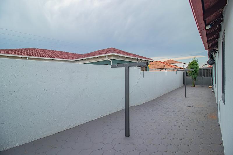 4 Bedroom Property for Sale in Chantelle Gauteng