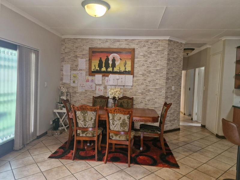 3 Bedroom Property for Sale in Country View Gauteng