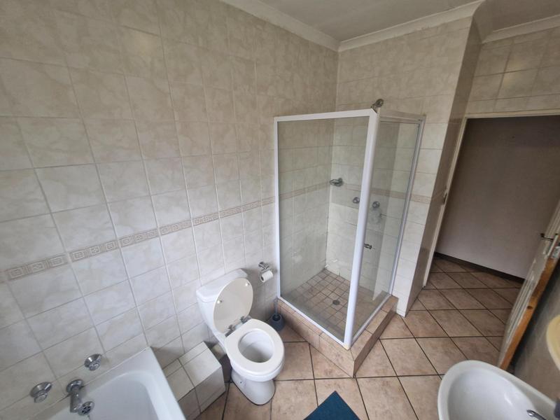 3 Bedroom Property for Sale in Country View Gauteng