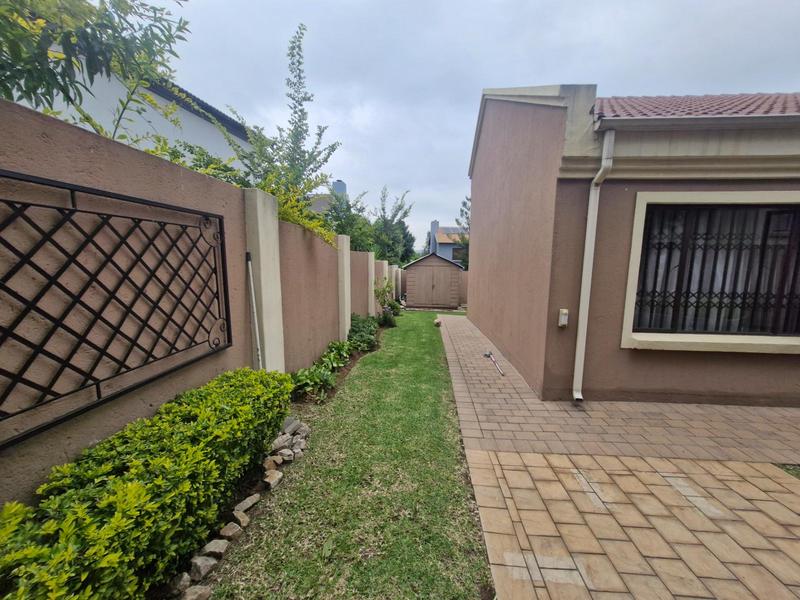 3 Bedroom Property for Sale in Country View Gauteng