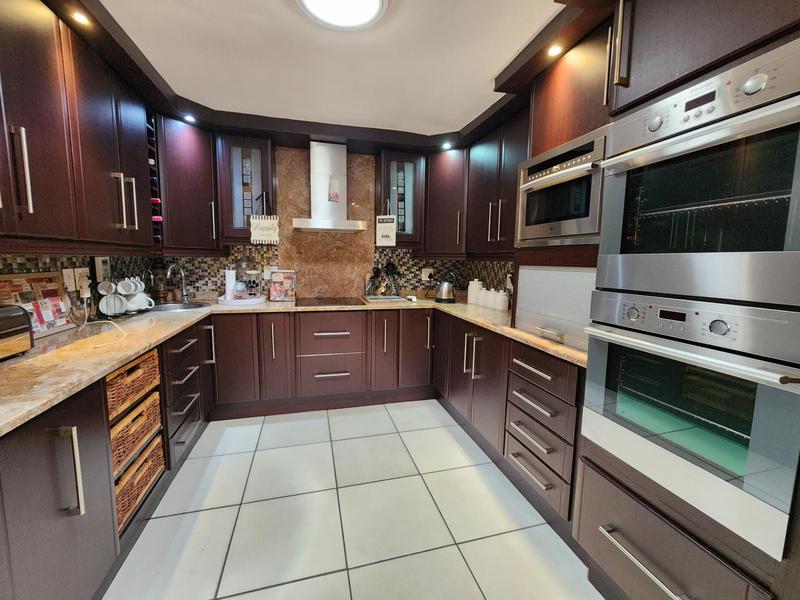 4 Bedroom Property for Sale in Moreleta Park Gauteng