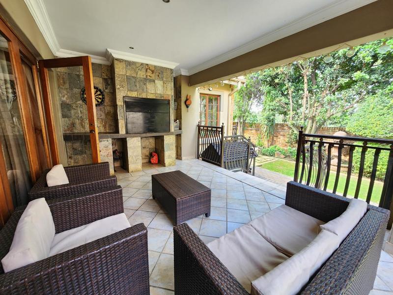 4 Bedroom Property for Sale in Moreleta Park Gauteng