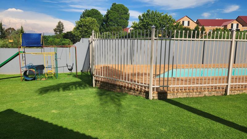 4 Bedroom Property for Sale in Moreleta Park Gauteng