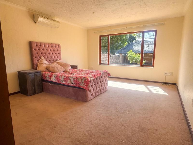 4 Bedroom Property for Sale in Ruimsig Gauteng