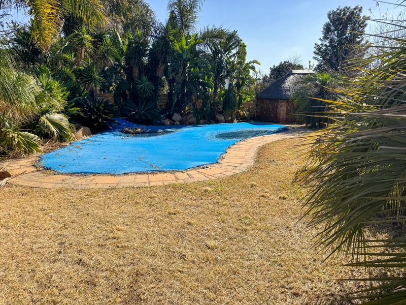 4 Bedroom Property for Sale in Ruimsig Gauteng