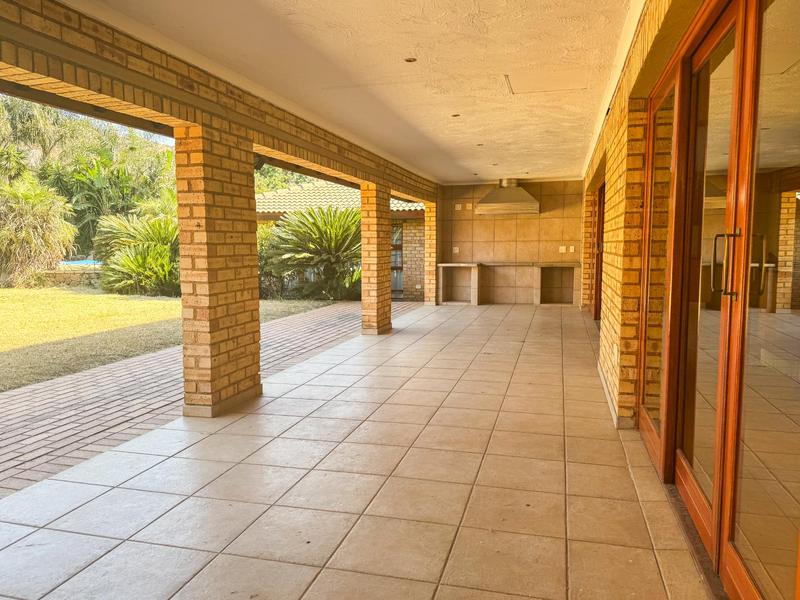 4 Bedroom Property for Sale in Ruimsig Gauteng