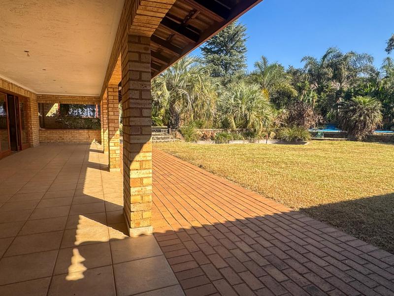 4 Bedroom Property for Sale in Ruimsig Gauteng