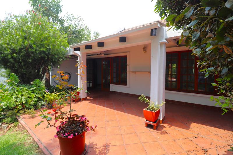 2 Bedroom Property for Sale in Bryanston Gauteng