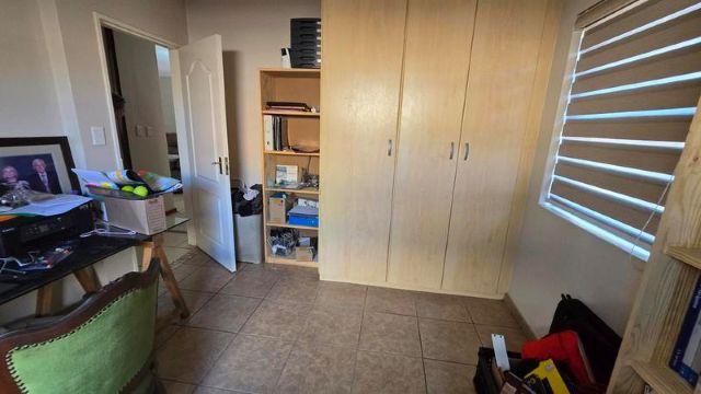 2 Bedroom Property for Sale in Bardene Gauteng