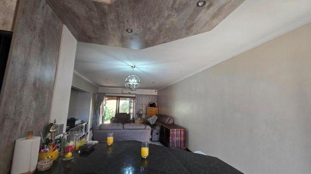 2 Bedroom Property for Sale in Bardene Gauteng