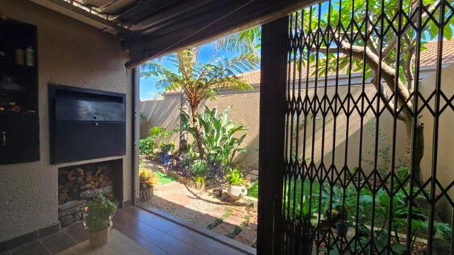 2 Bedroom Property for Sale in Bardene Gauteng