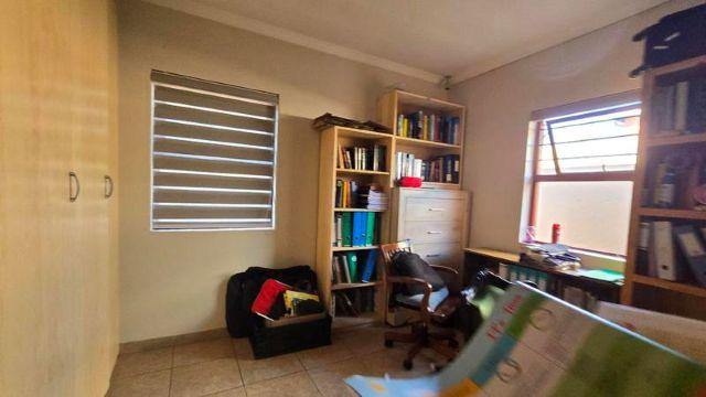 2 Bedroom Property for Sale in Bardene Gauteng