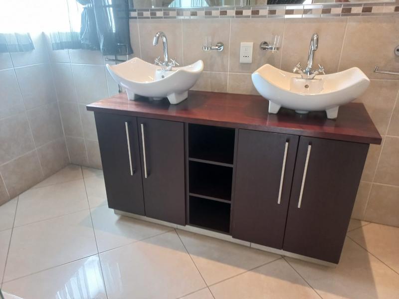 4 Bedroom Property for Sale in Beyers Park Gauteng