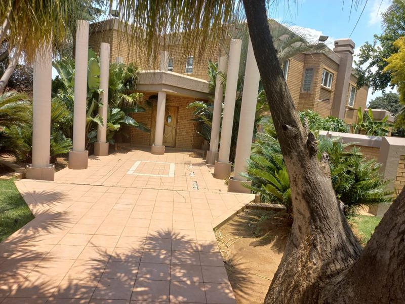 5 Bedroom Property for Sale in Sunward Park Gauteng