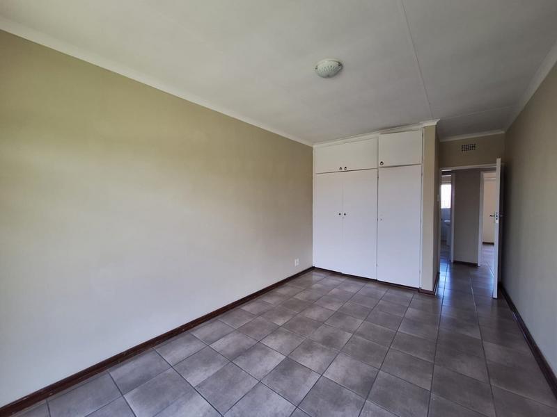 To Let 3 Bedroom Property for Rent in Greenhills Gauteng