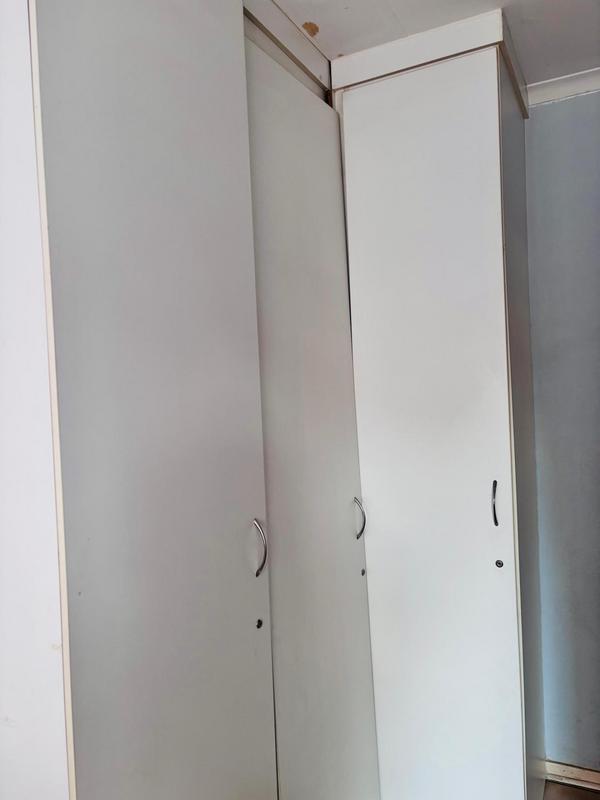 To Let 2 Bedroom Property for Rent in Fleurhof Gauteng