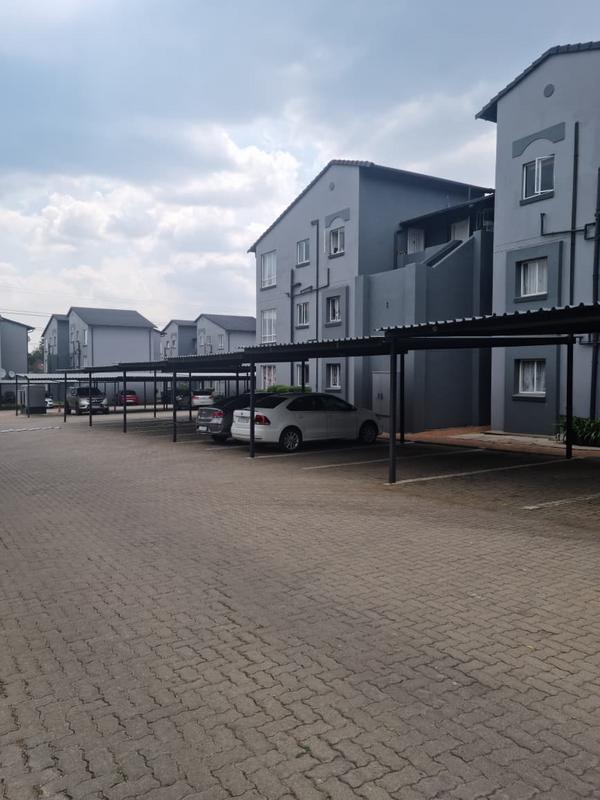 2 Bedroom Property for Sale in Verwoerdpark Gauteng