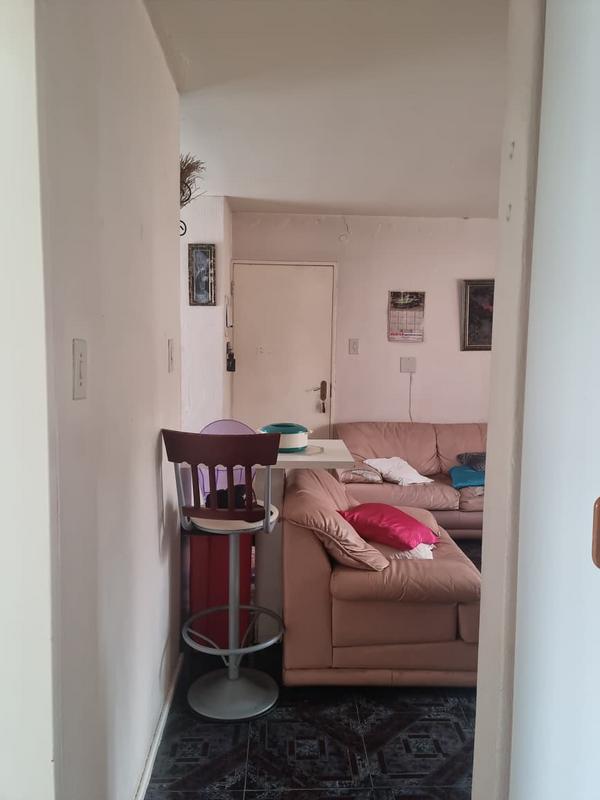 2 Bedroom Property for Sale in Verwoerdpark Gauteng