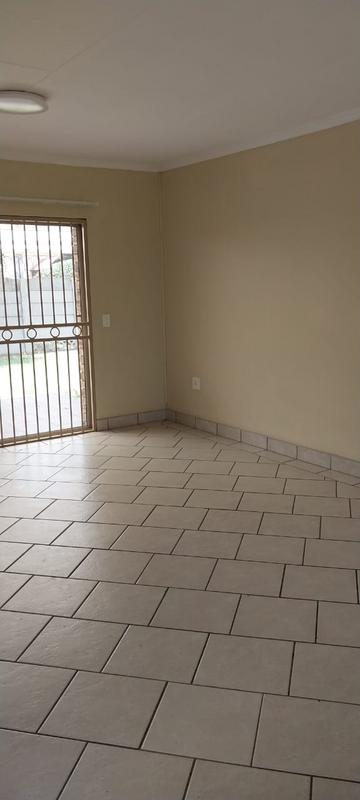 To Let 3 Bedroom Property for Rent in Ravenswood Gauteng
