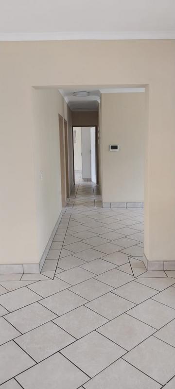 To Let 3 Bedroom Property for Rent in Ravenswood Gauteng