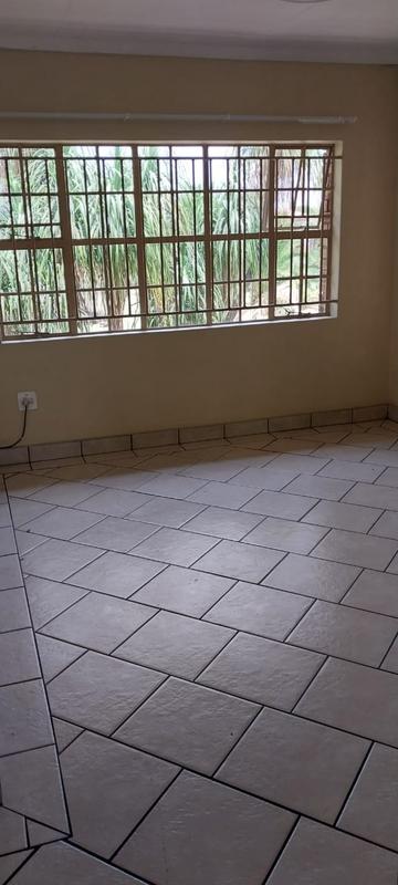 To Let 3 Bedroom Property for Rent in Ravenswood Gauteng