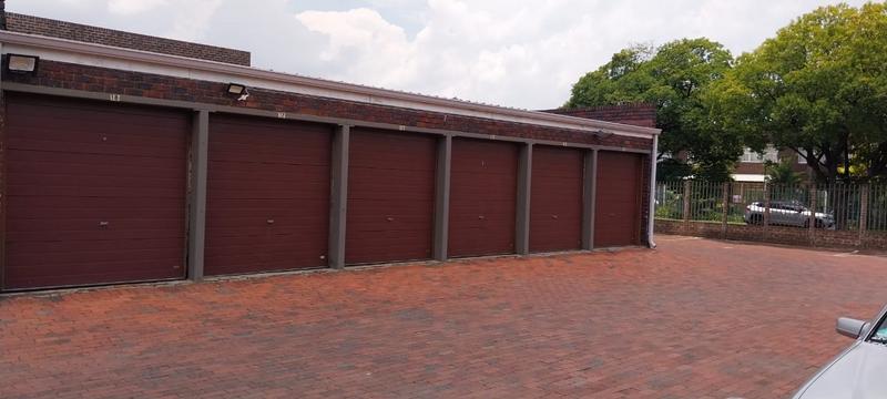 2 Bedroom Property for Sale in Dayanglen Gauteng