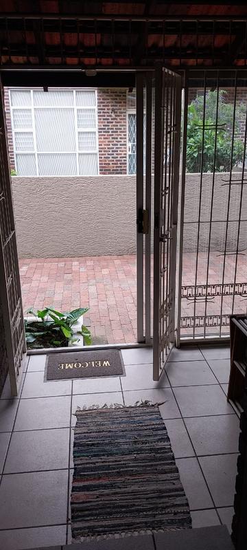 2 Bedroom Property for Sale in Dayanglen Gauteng